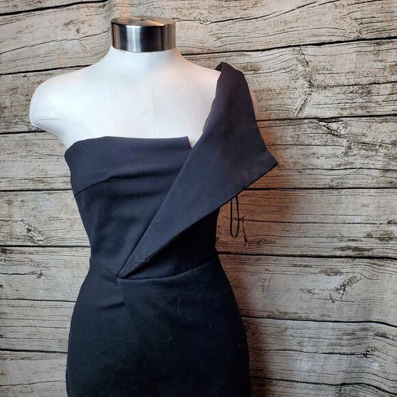 LAVISH ALICE One Shoulder Bardot Neck Asymmetric WRAP DRESS Sz 2 - Picture 2 of 8